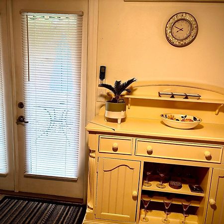 ~ Cozy In-Law Apartment Close To Siesta Key ~ Sarasota megye Kültér fotó