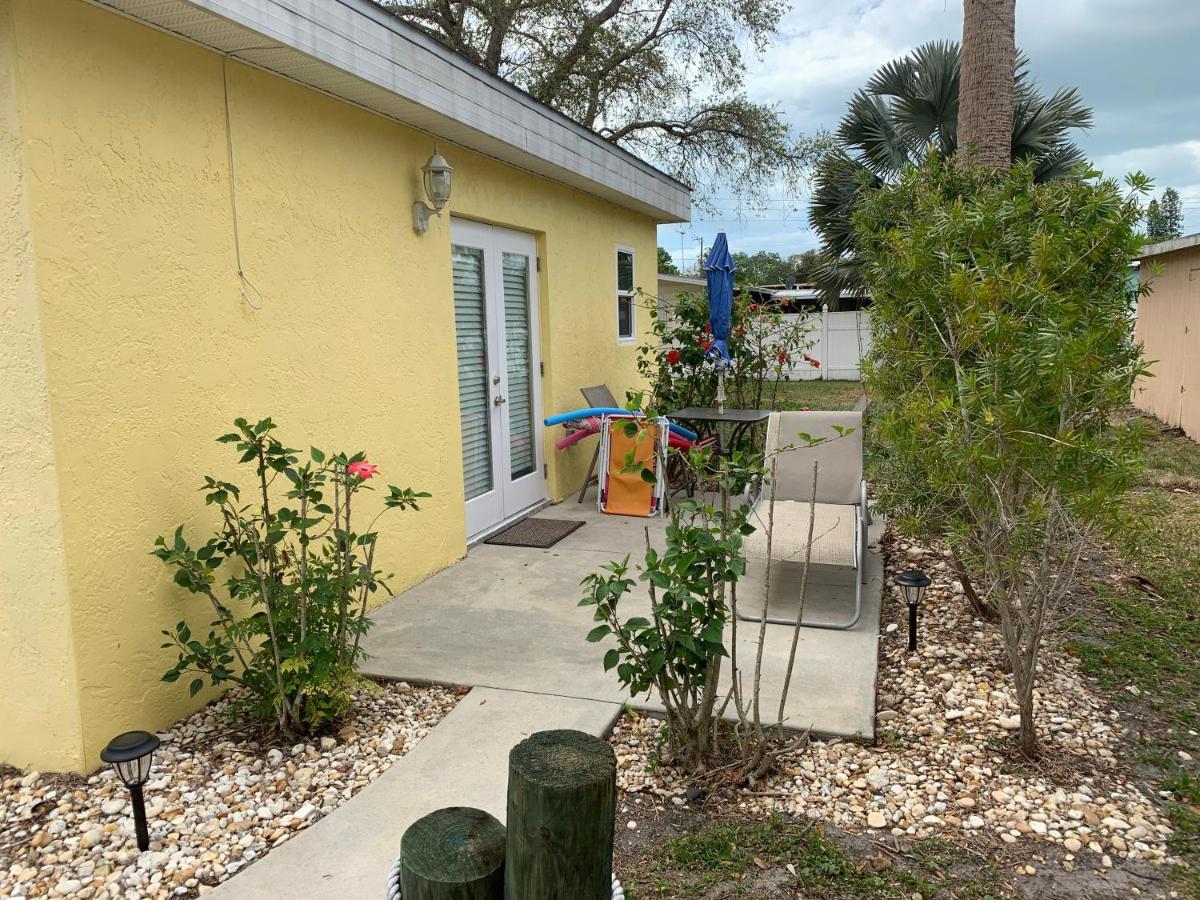 ~ Cozy In-Law Apartment Close To Siesta Key ~ Sarasota megye Kültér fotó