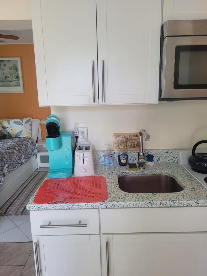 ~ Cozy In-Law Apartment Close To Siesta Key ~ Sarasota megye Kültér fotó
